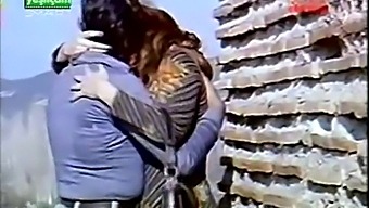 Turkish Couple'S Intimate Moment Captured On Camera