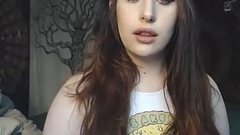 Haylihazes Solo-Performance Mit Sextoys Auf Webcam