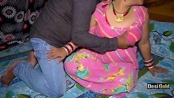 Indian Taxi Driver And Randi Bhabhi Engage In Steamy Doggy Style Action