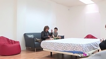 En Brunette Milf Hævner Sig På Sin Utro Mand Med Jordi El Nino Polla.